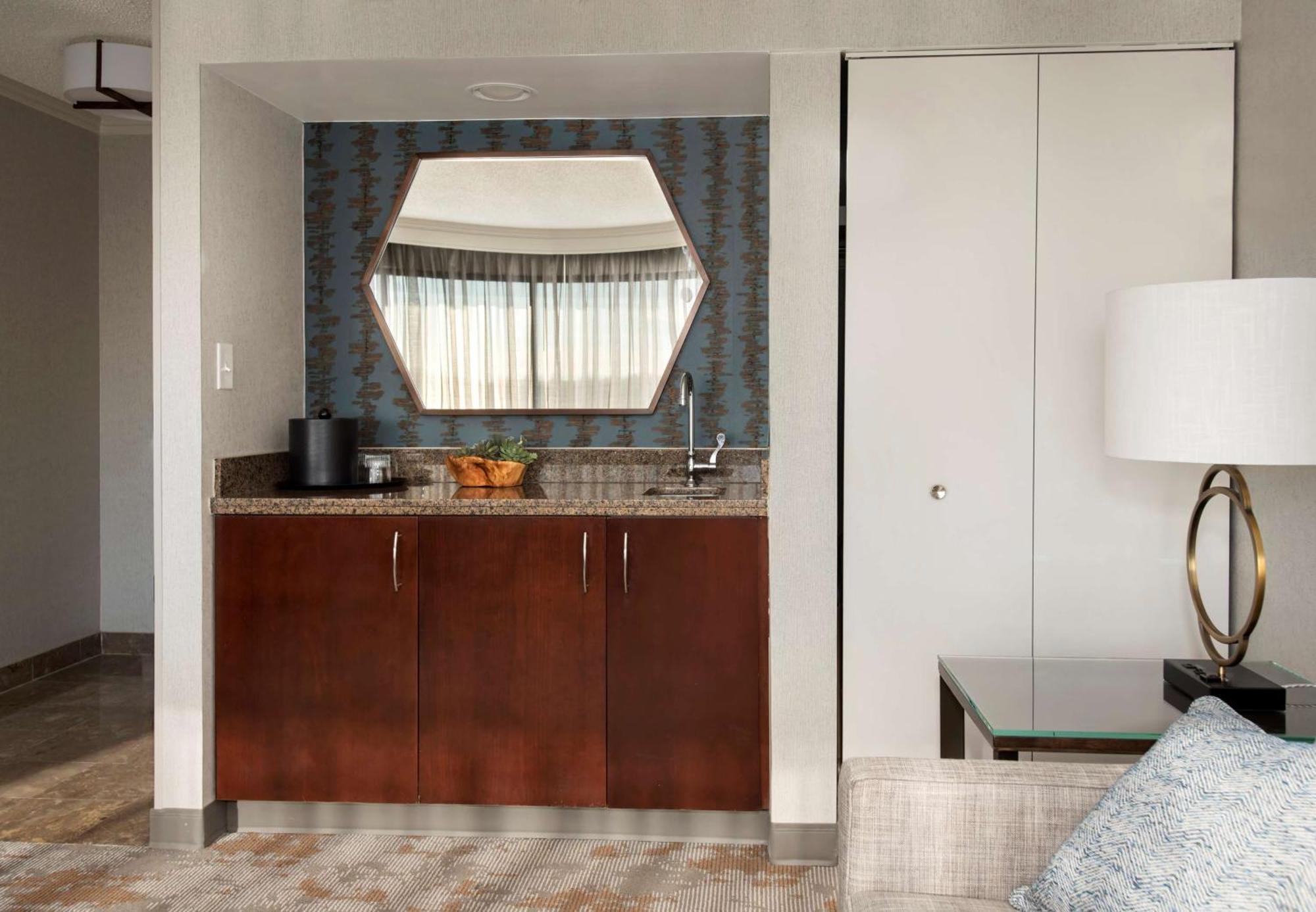 Embassy Suites By Hilton Bethesda Washington Dc Exteriér fotografie